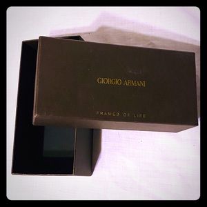 😎 GIORGIO ARMANI SUNGLASS BOX